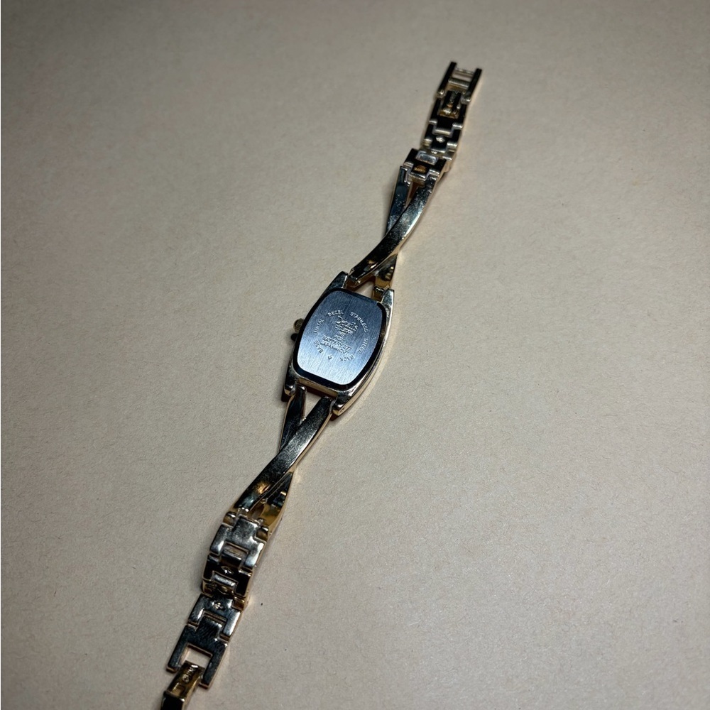 Details Intertwined Gold-Tone Watch - Picture 11 of 13